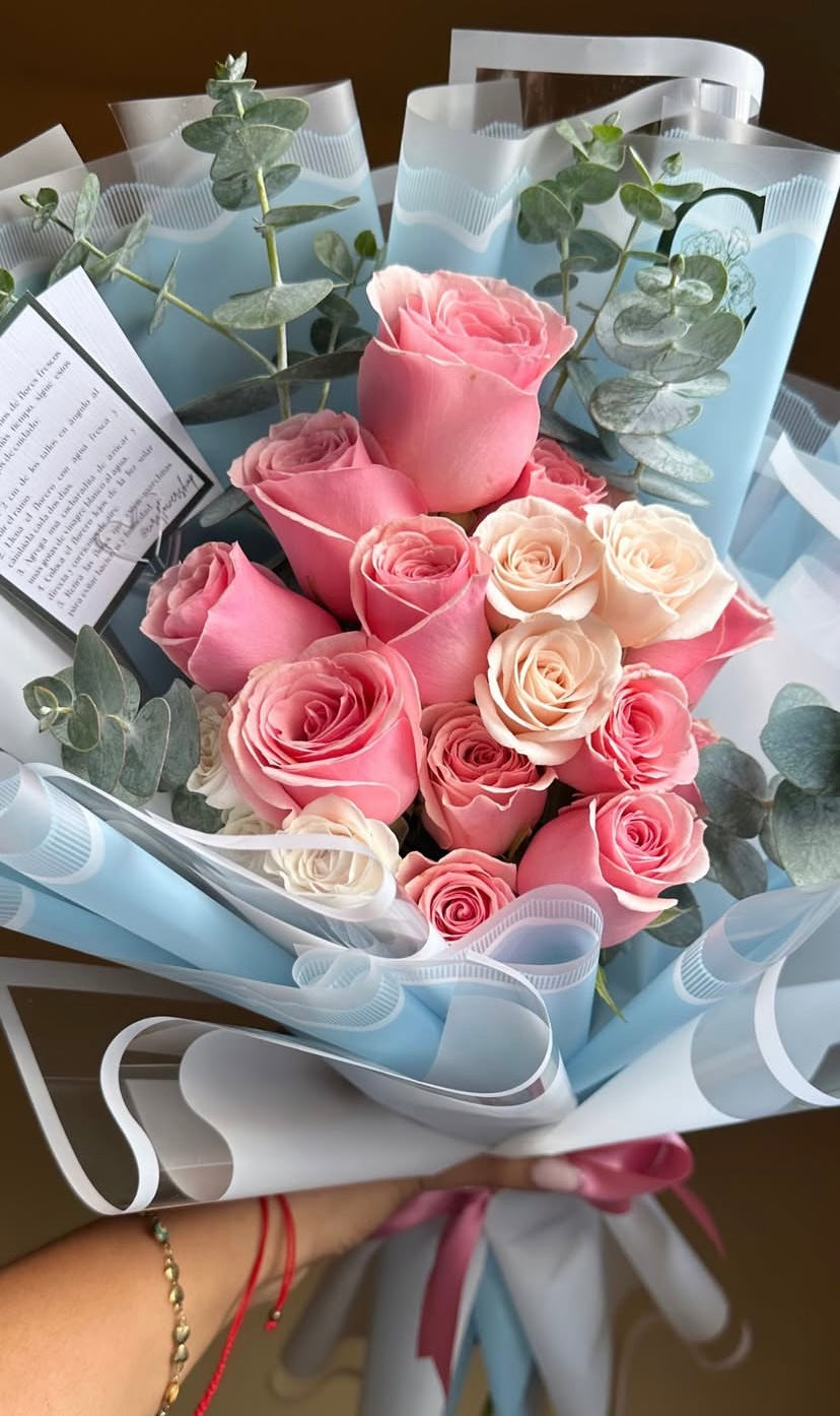 Arreglo floral 10 rosas