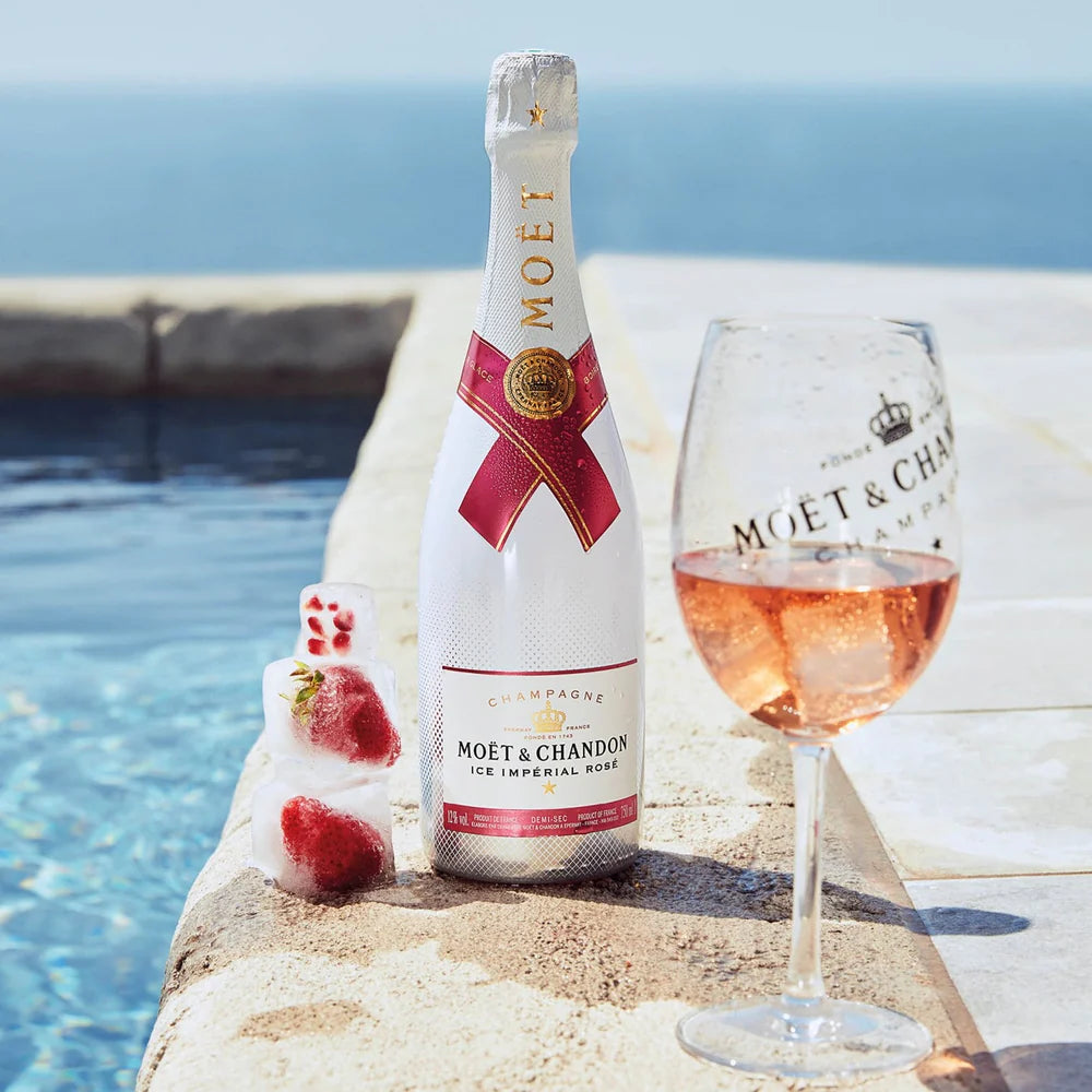 Champagne Moet Chandon Ice Rose